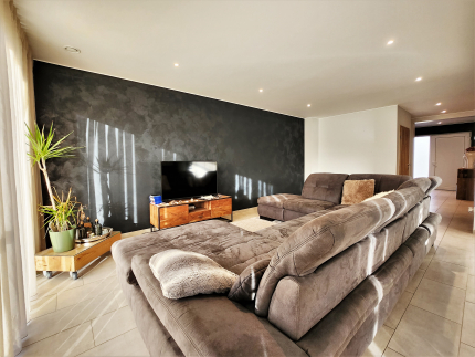 Maison 5 chambres avec garage et jardin
